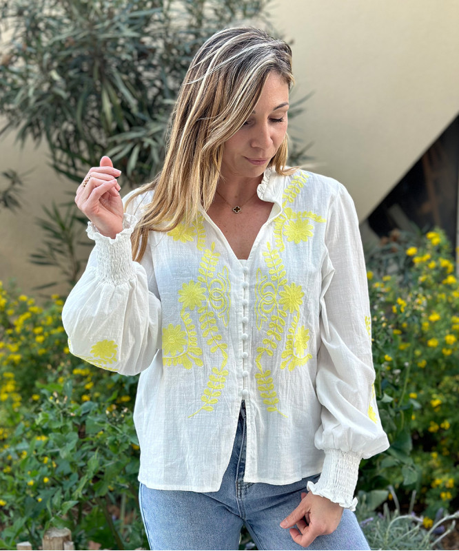 Chemise blanche broderies jaunes