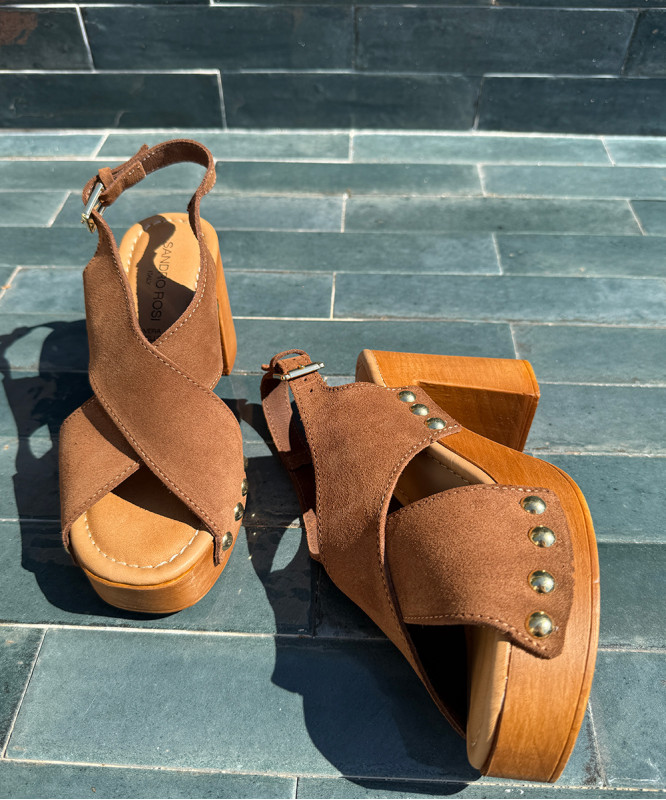 Sandro Rosi - Sandales croisées à talons camel